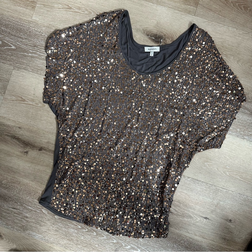 Gold Sequin top medium